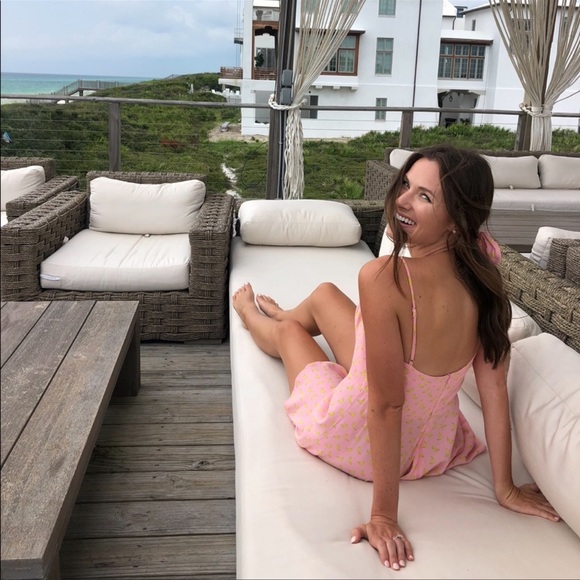 Zara Gone Bananas Pink Spaghetti Strap Romper Blogger Favorite Size Medium - Picture 2 of 14